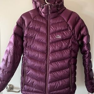 Lovely Ladies' LL Bean down jacket